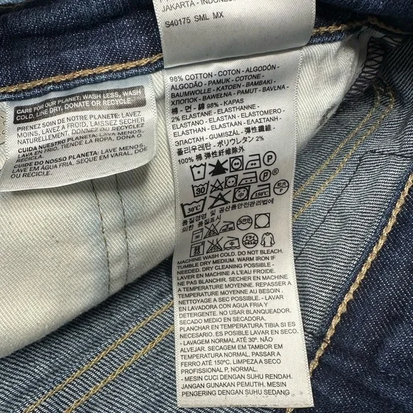 Levi's 511 Cut-off Denim Shorts - Picture 6 of 7